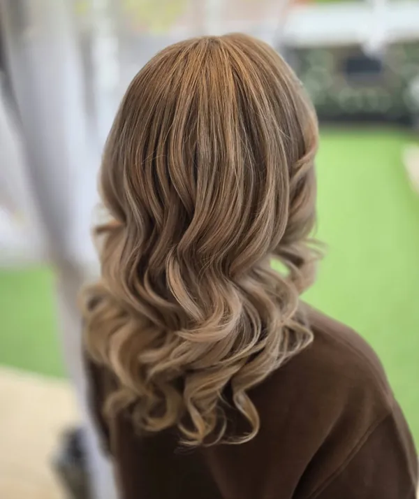 Ash blonde curls